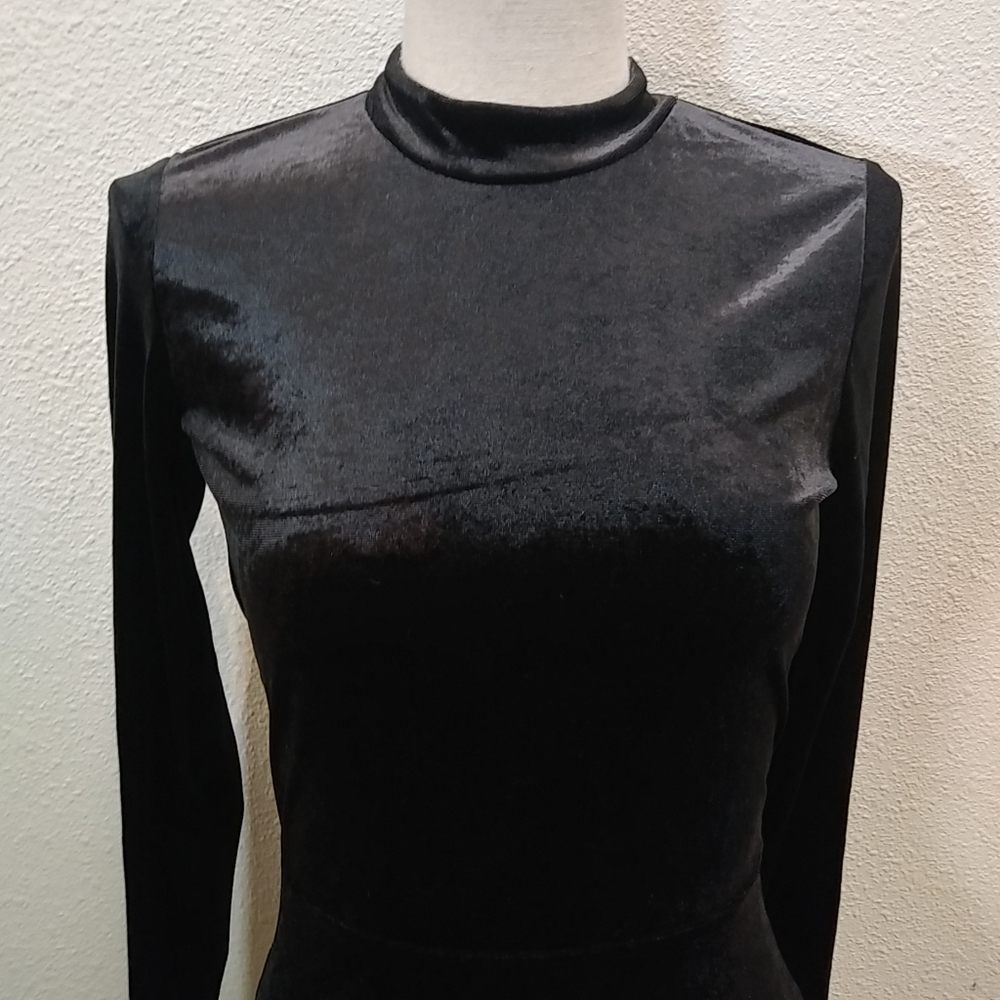 H&M Black Dress - Picture 4 of 5